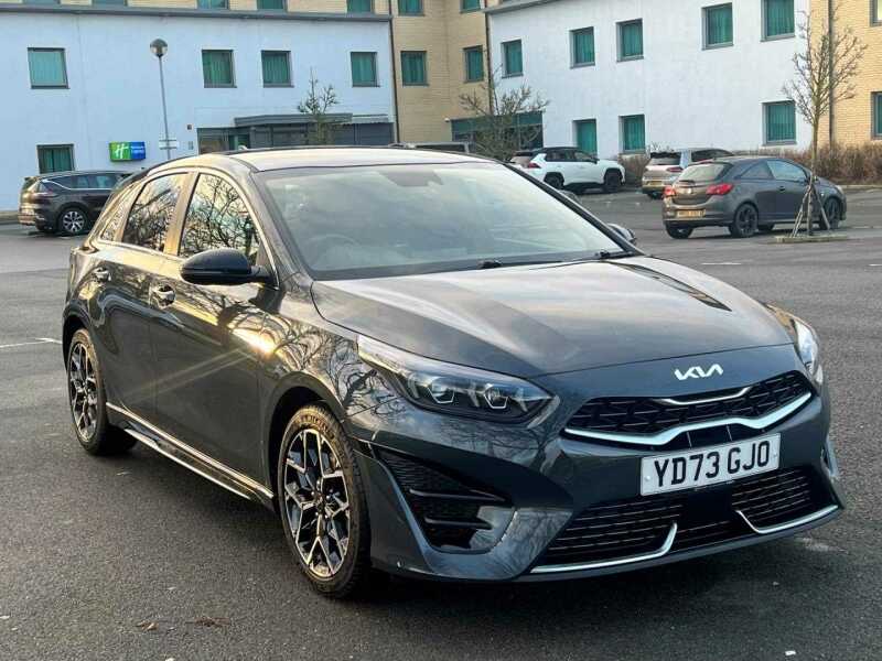 Main listing image - Kia Ceed