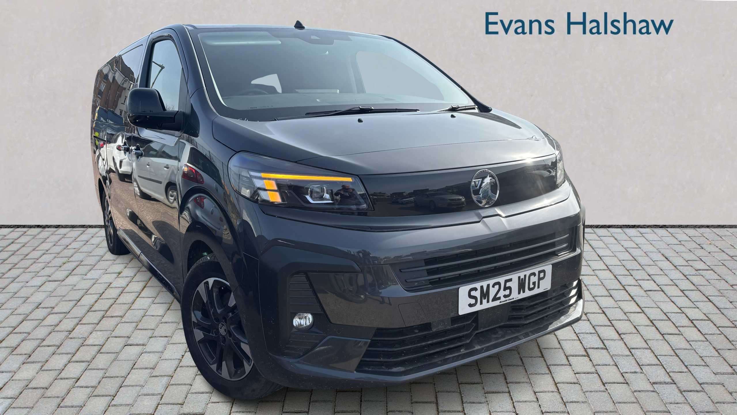 Main listing image - Vauxhall Vivaro Life-e