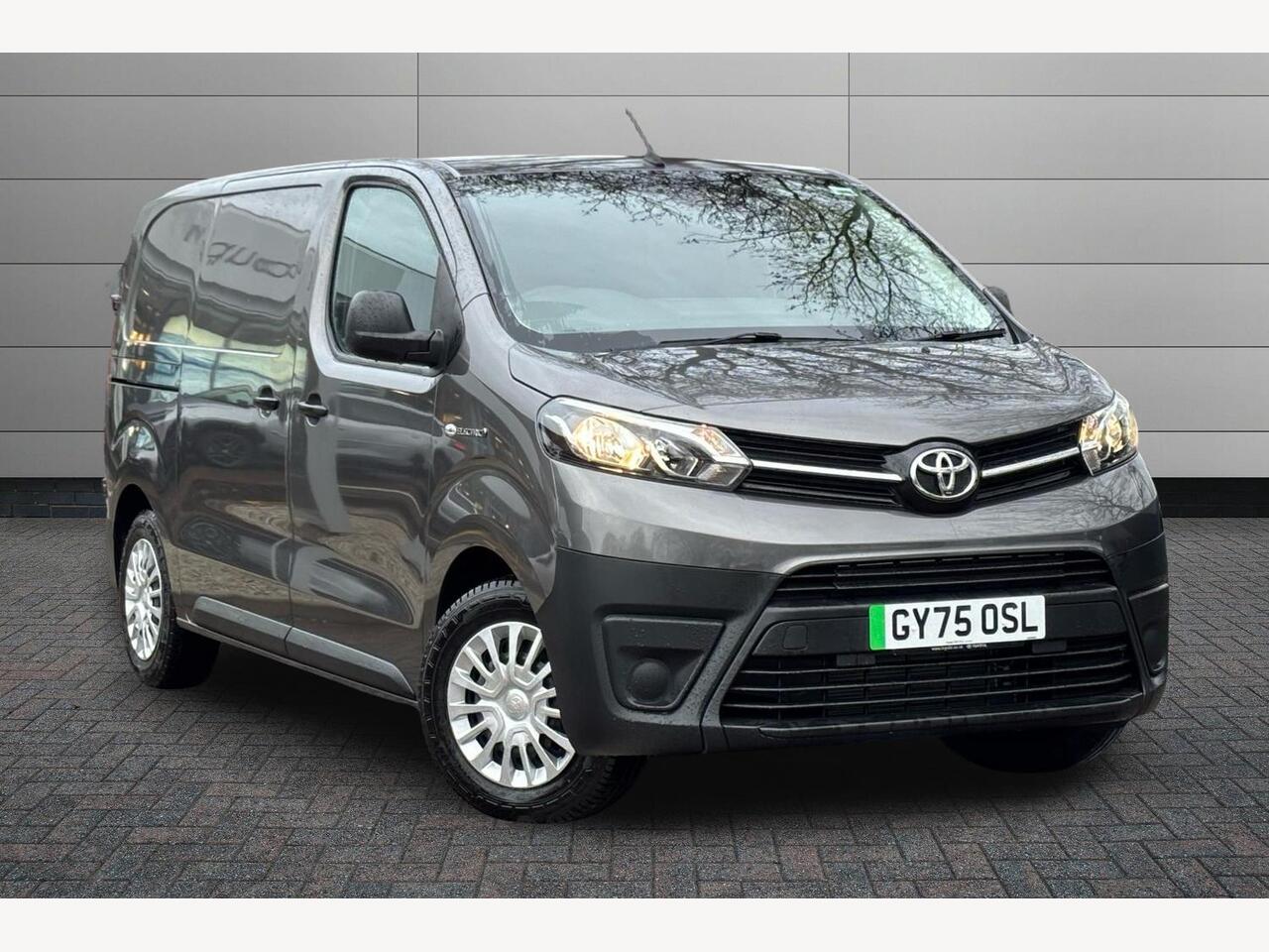 Main listing image - Toyota Proace