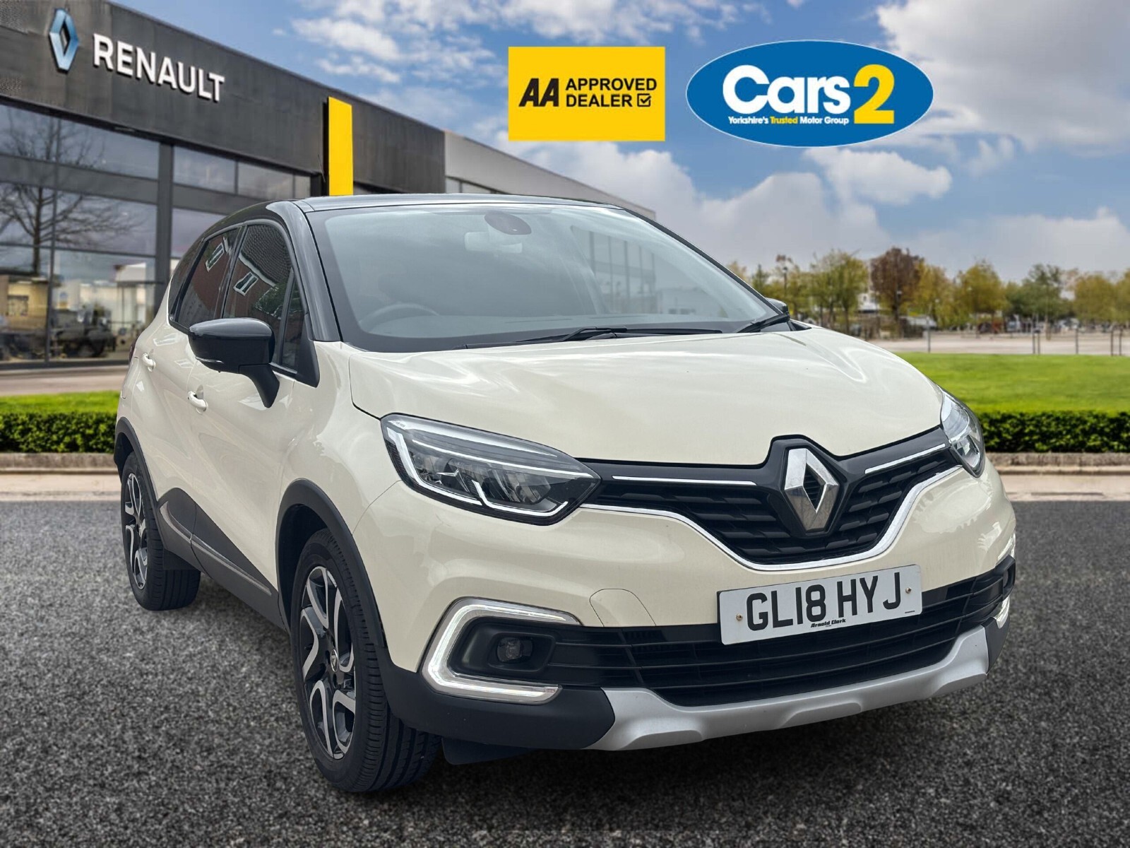 Main listing image - Renault Captur