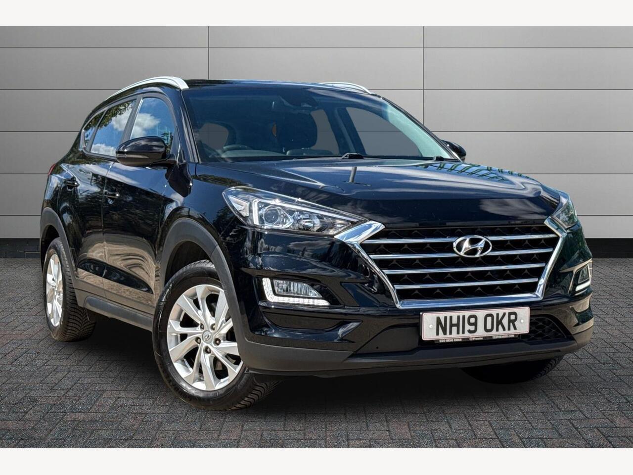 Main listing image - Hyundai Tucson