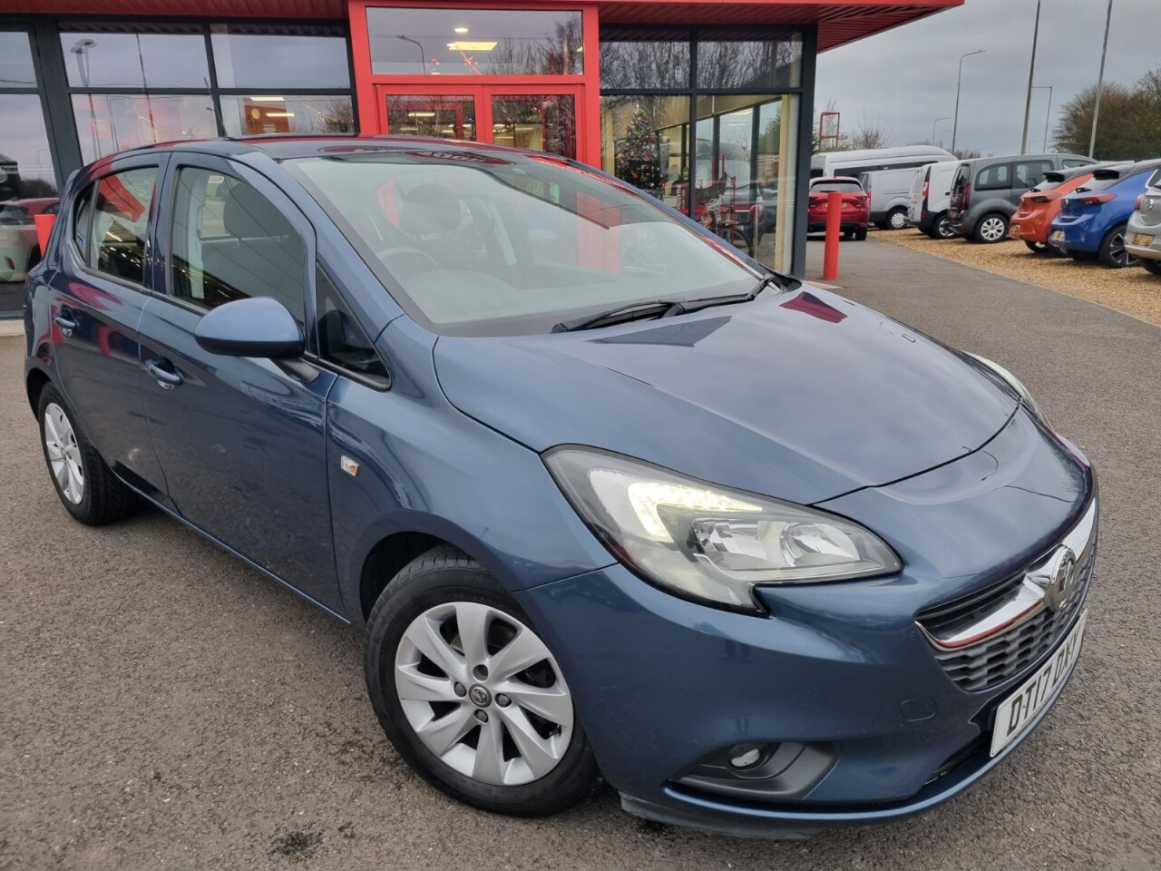 Main listing image - Vauxhall Corsa