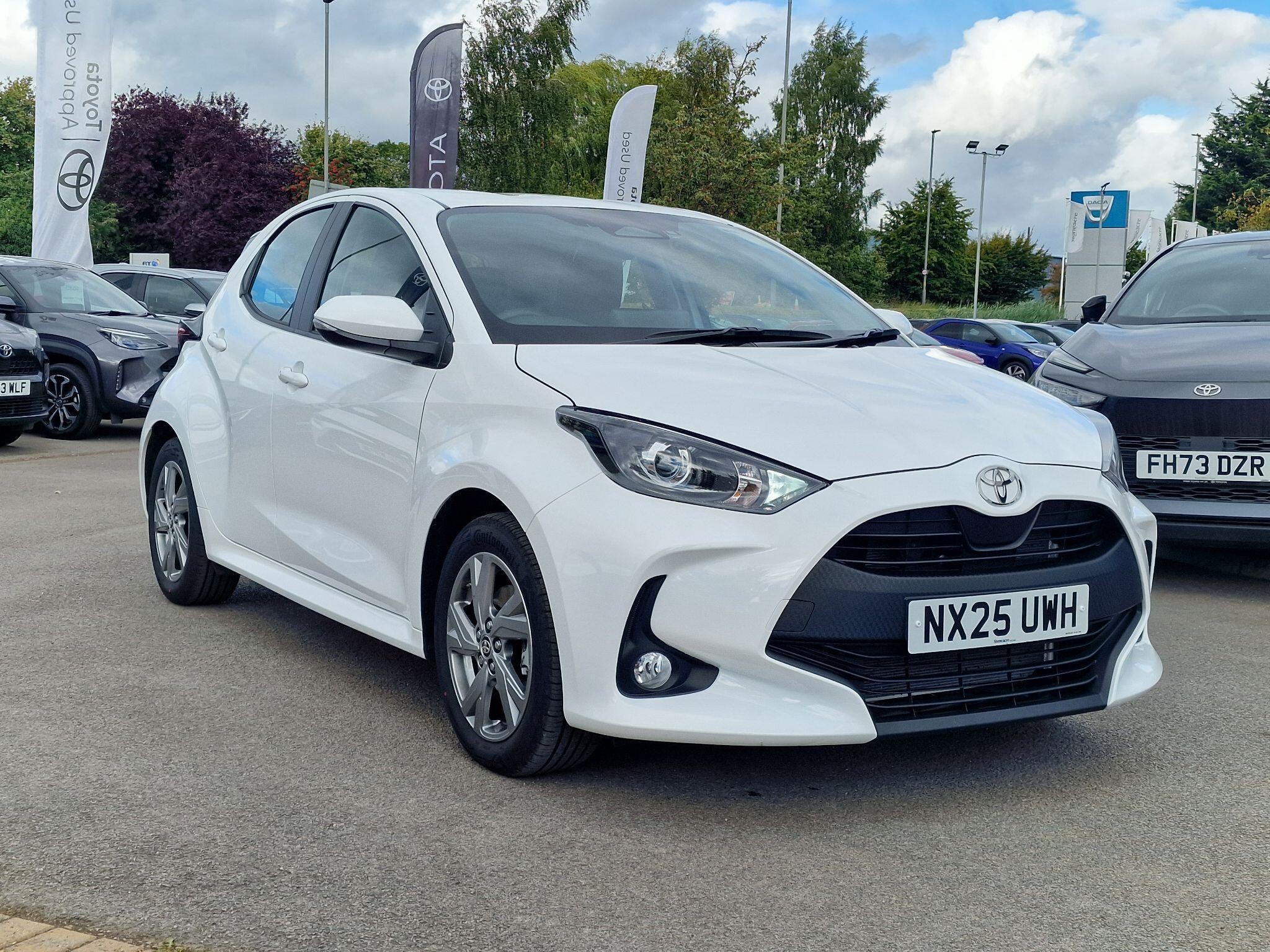 Main listing image - Toyota Yaris