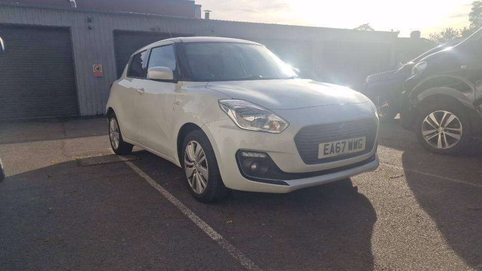 Main listing image - Suzuki Swift