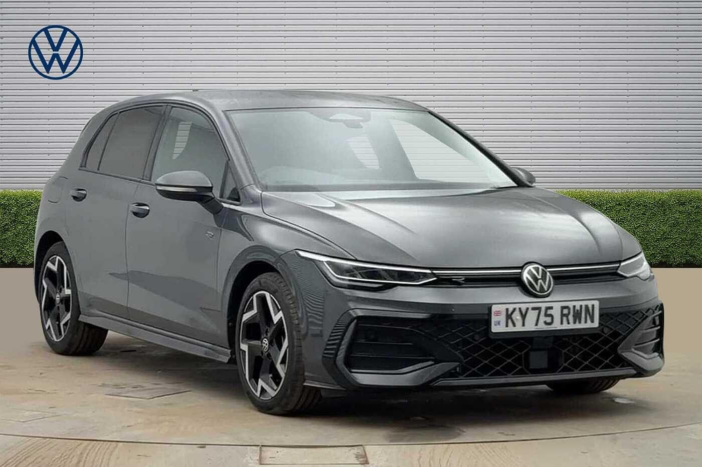 Main listing image - Volkswagen Golf