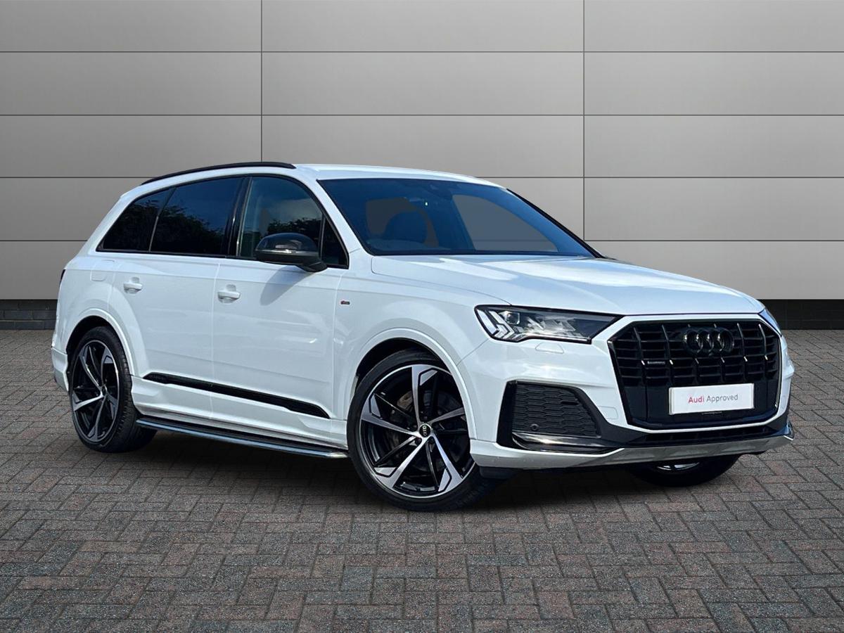 Main listing image - Audi Q7