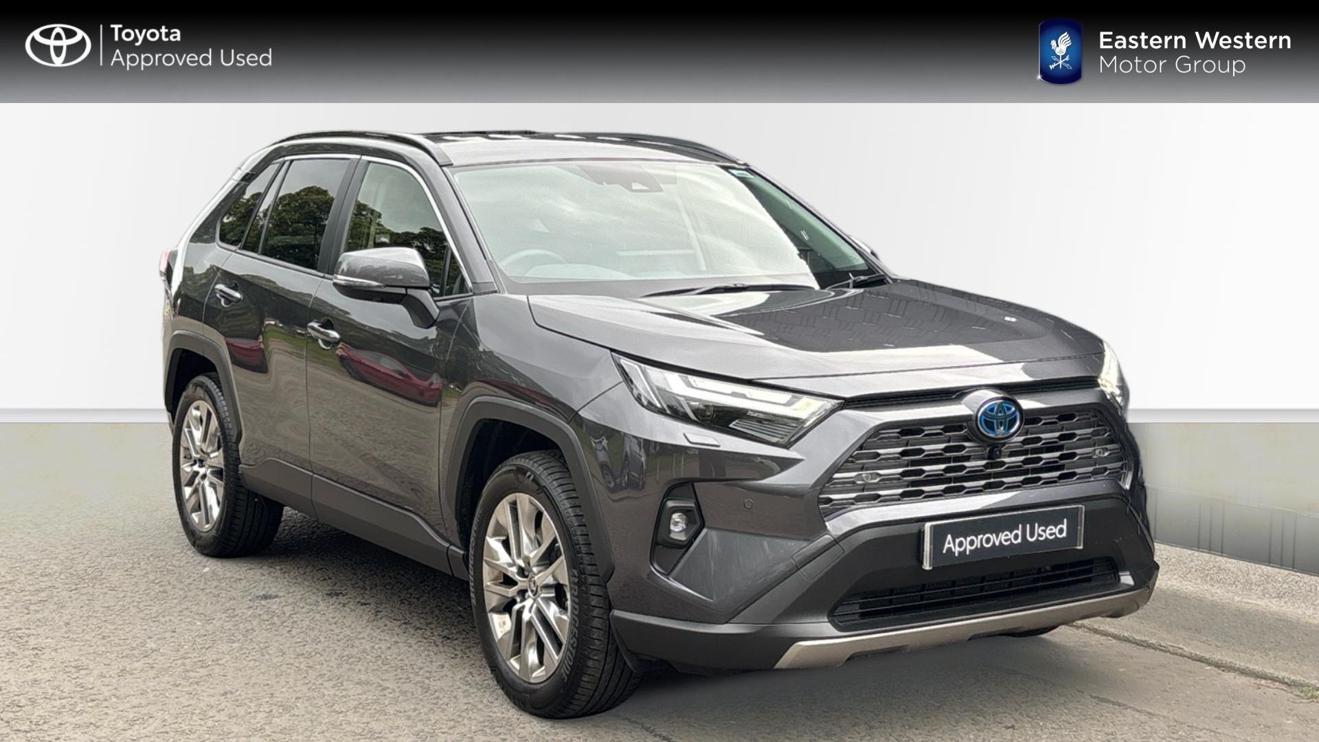 Main listing image - Toyota RAV4