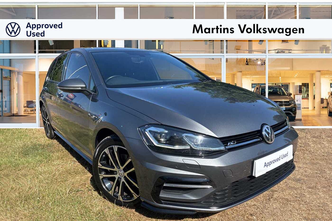 Main listing image - Volkswagen Golf