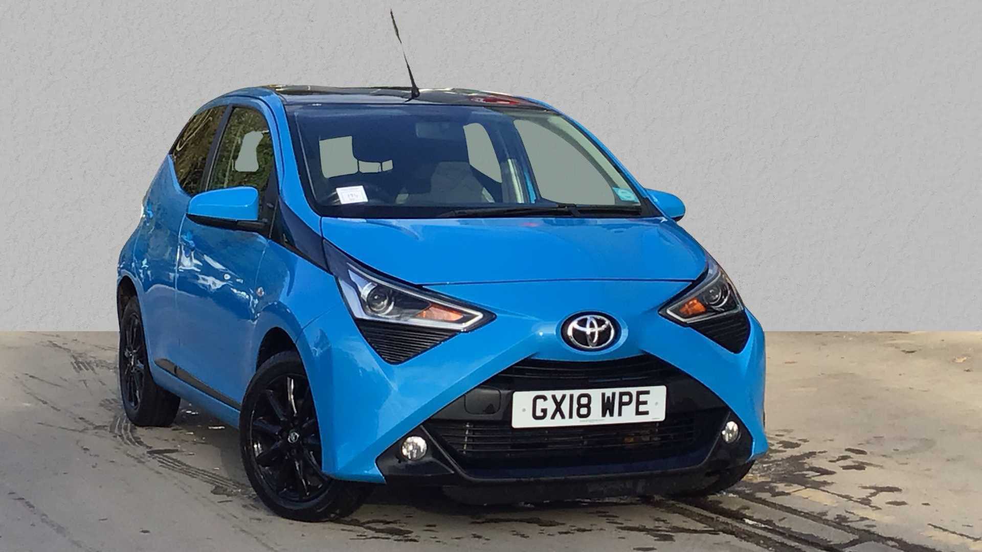 Main listing image - Toyota Aygo