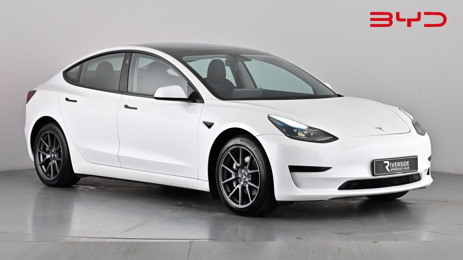 Main listing image - Tesla Model 3