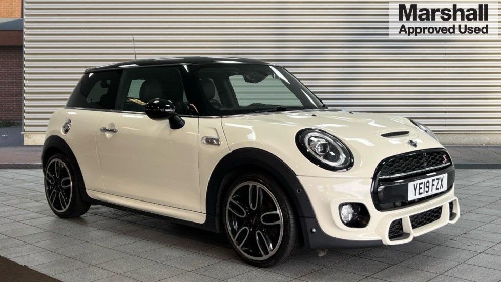 Main listing image - MINI Hatchback