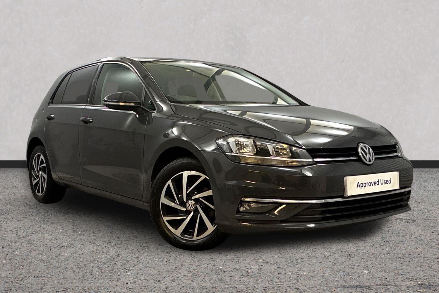 Main listing image - Volkswagen Golf