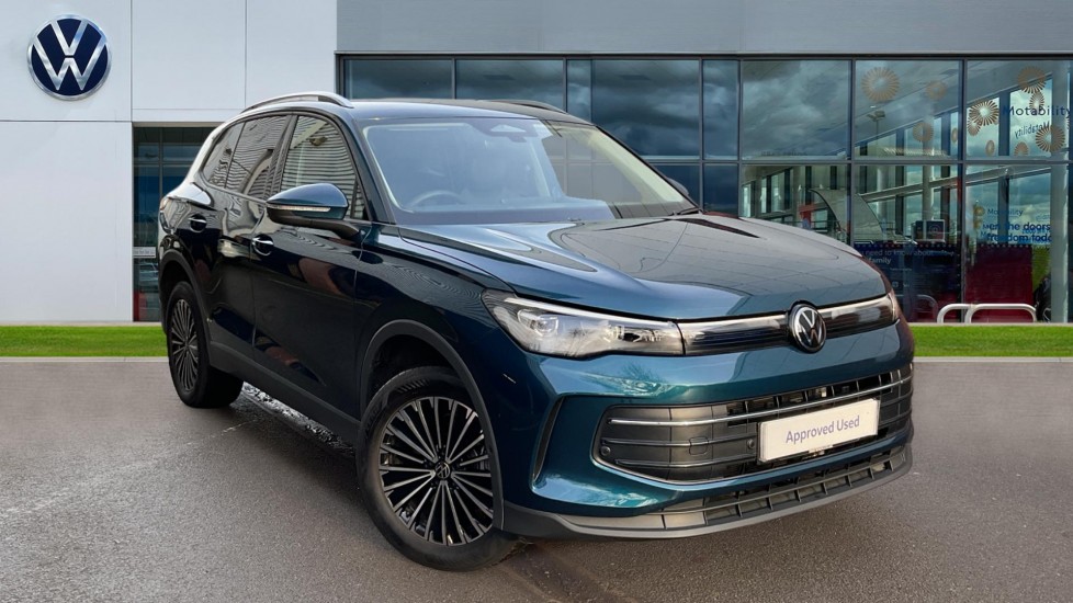 Main listing image - Volkswagen Tiguan