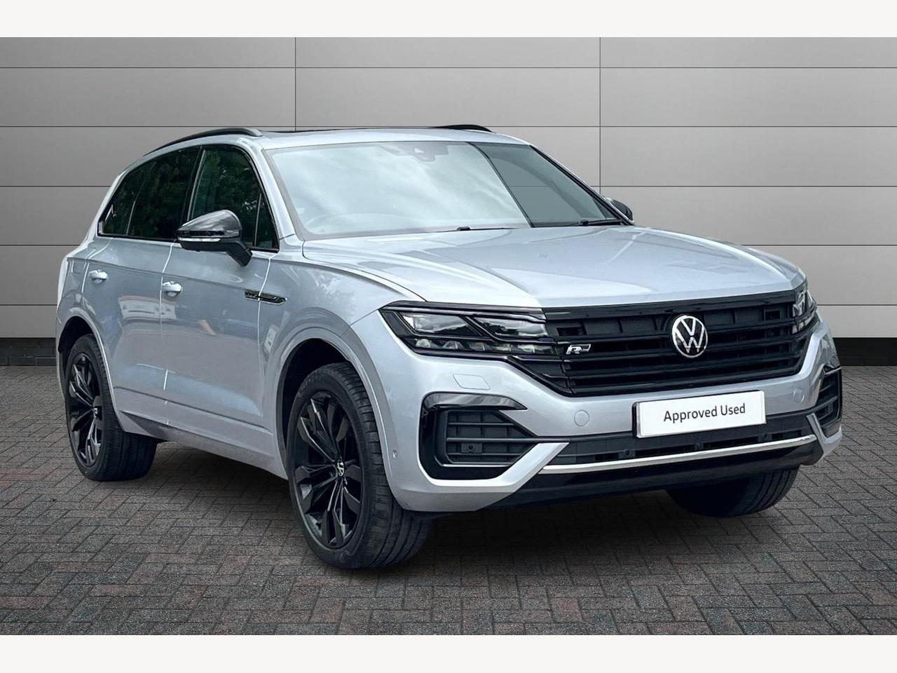 Main listing image - Volkswagen Touareg