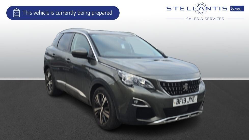 Main listing image - Peugeot 3008