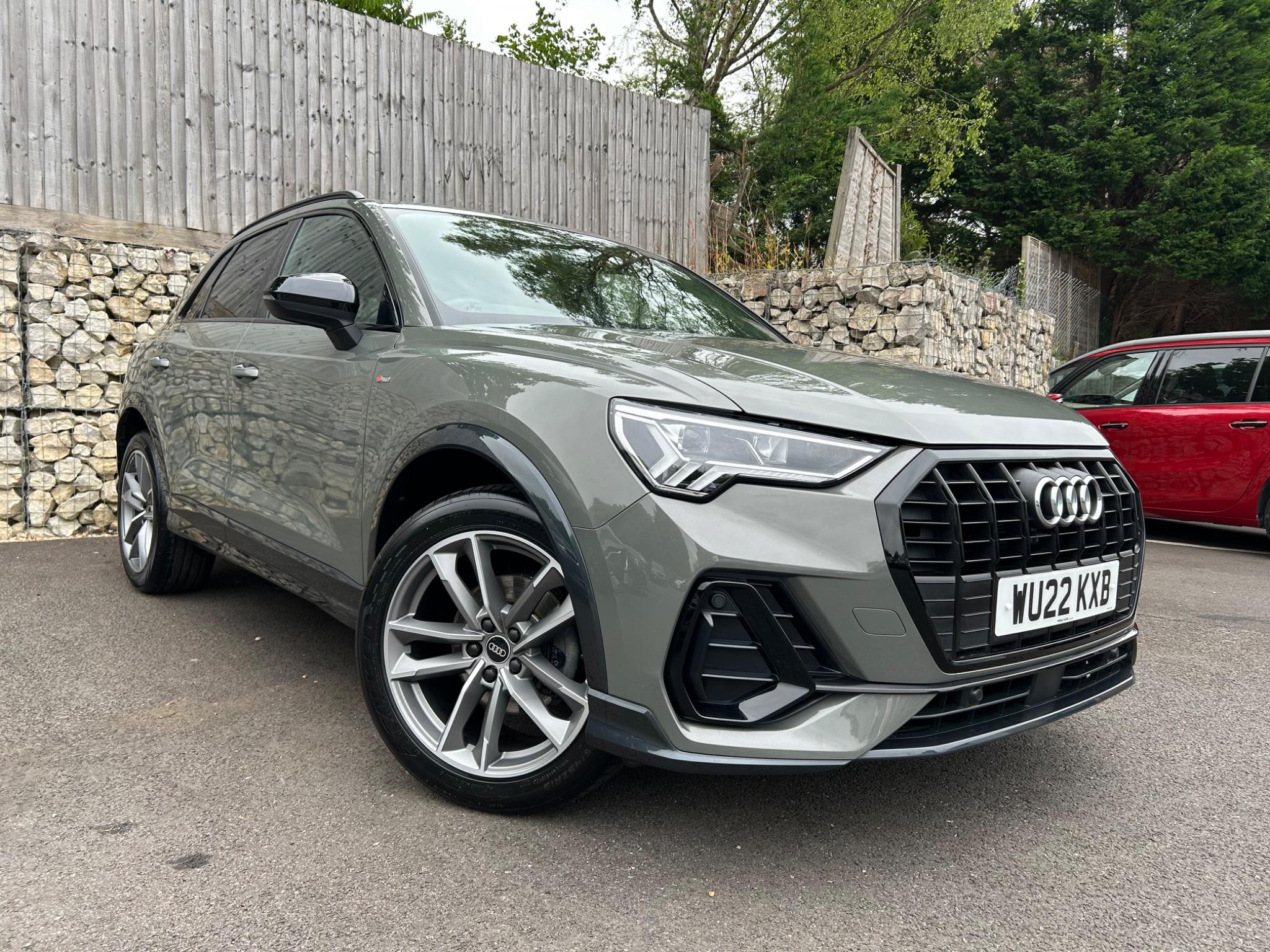 Main listing image - Audi Q3