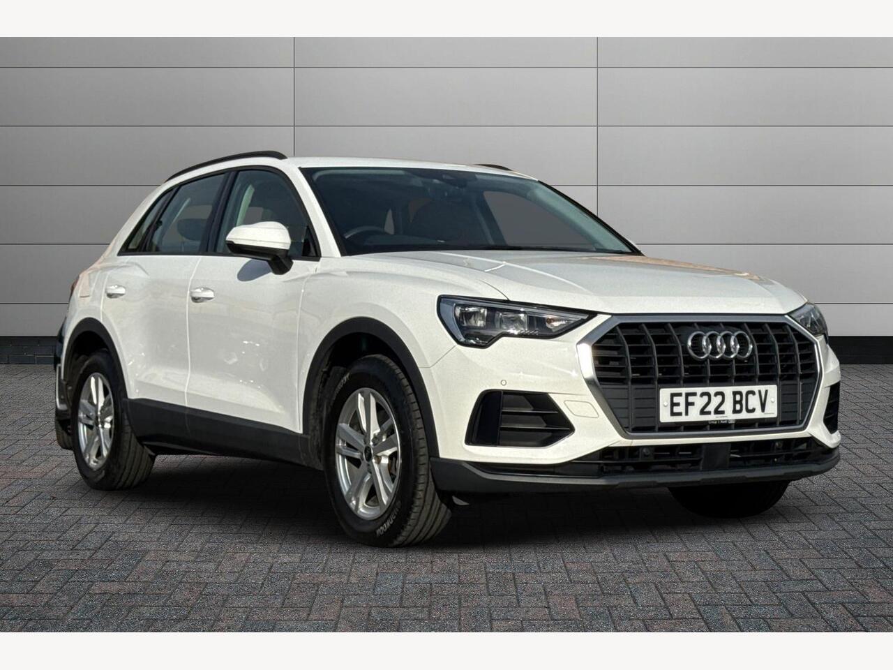Main listing image - Audi Q3