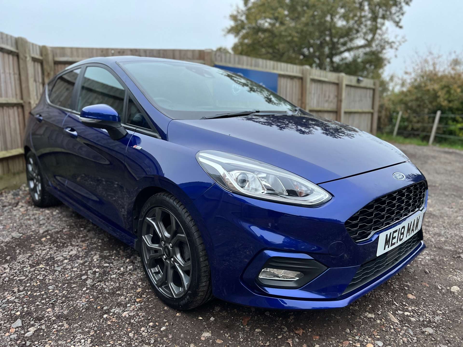 Main listing image - Ford Fiesta