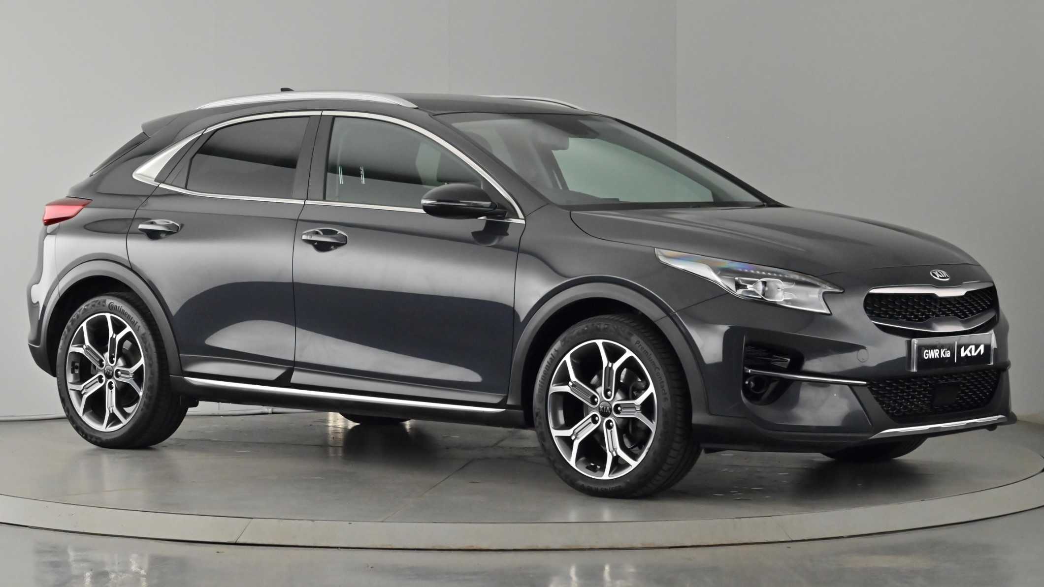 Main listing image - Kia XCeed