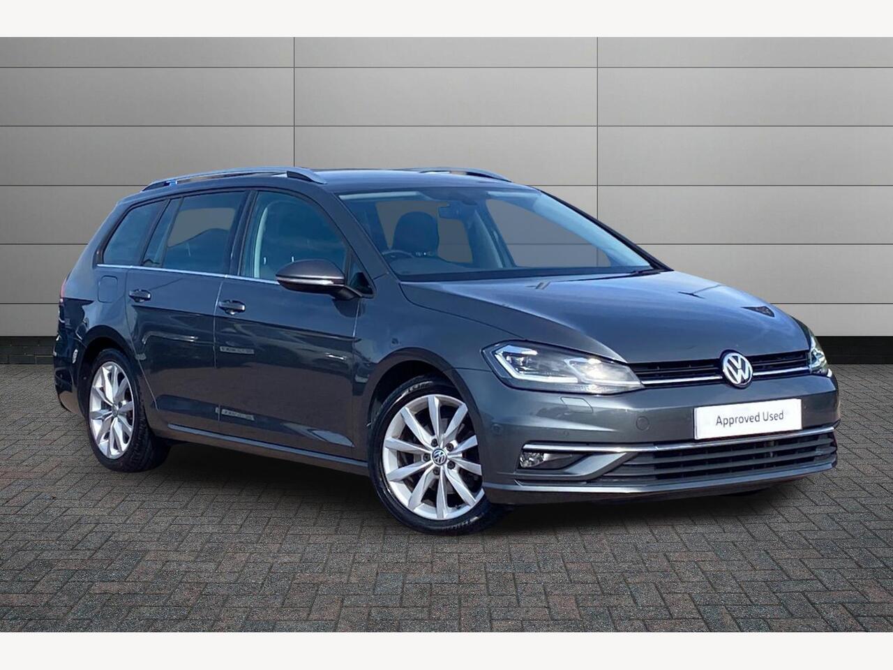 Main listing image - Volkswagen Golf