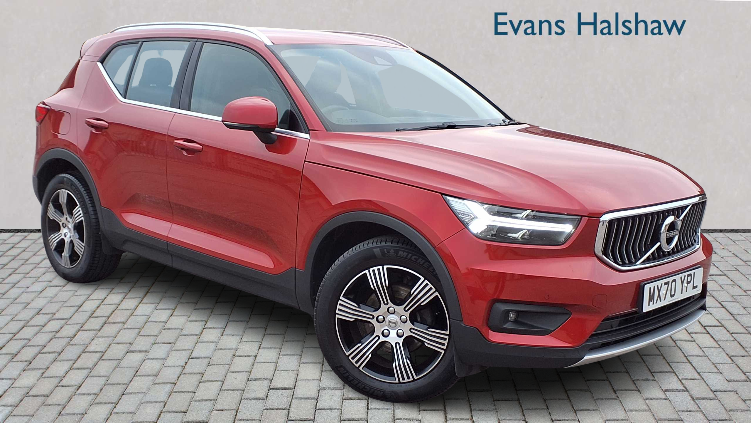 Main listing image - Volvo XC40