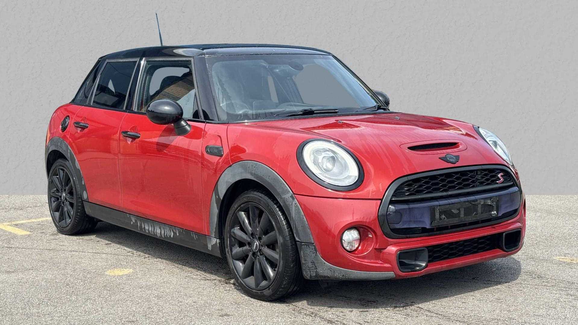 Main listing image - MINI Hatchback 5dr
