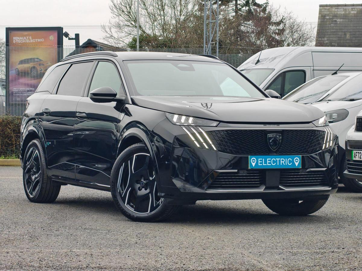 Main listing image - Peugeot 5008