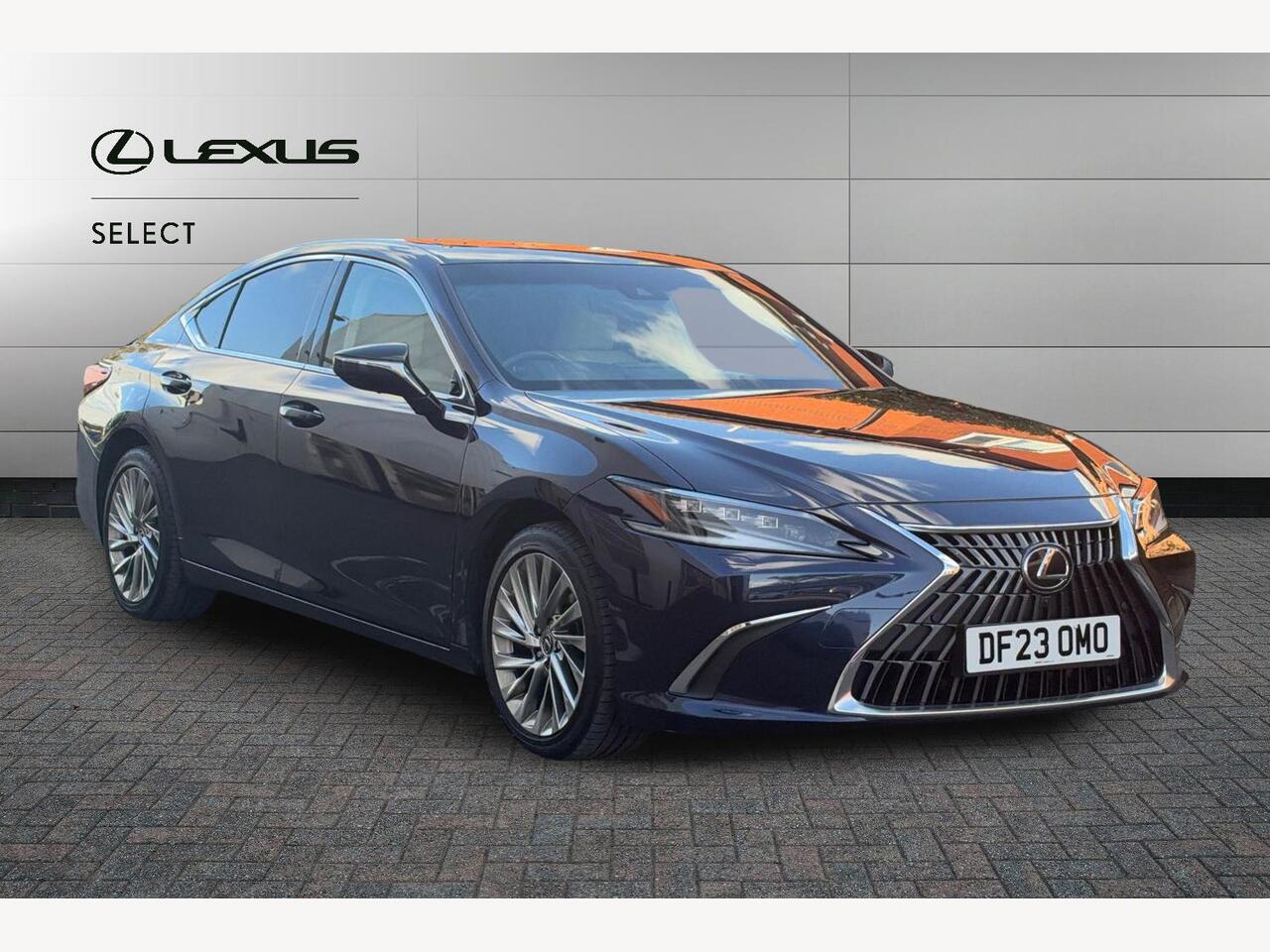 Main listing image - Lexus ES