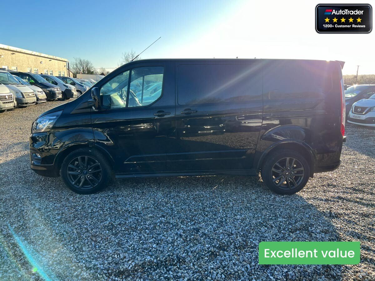 Main listing image - Ford Transit Custom