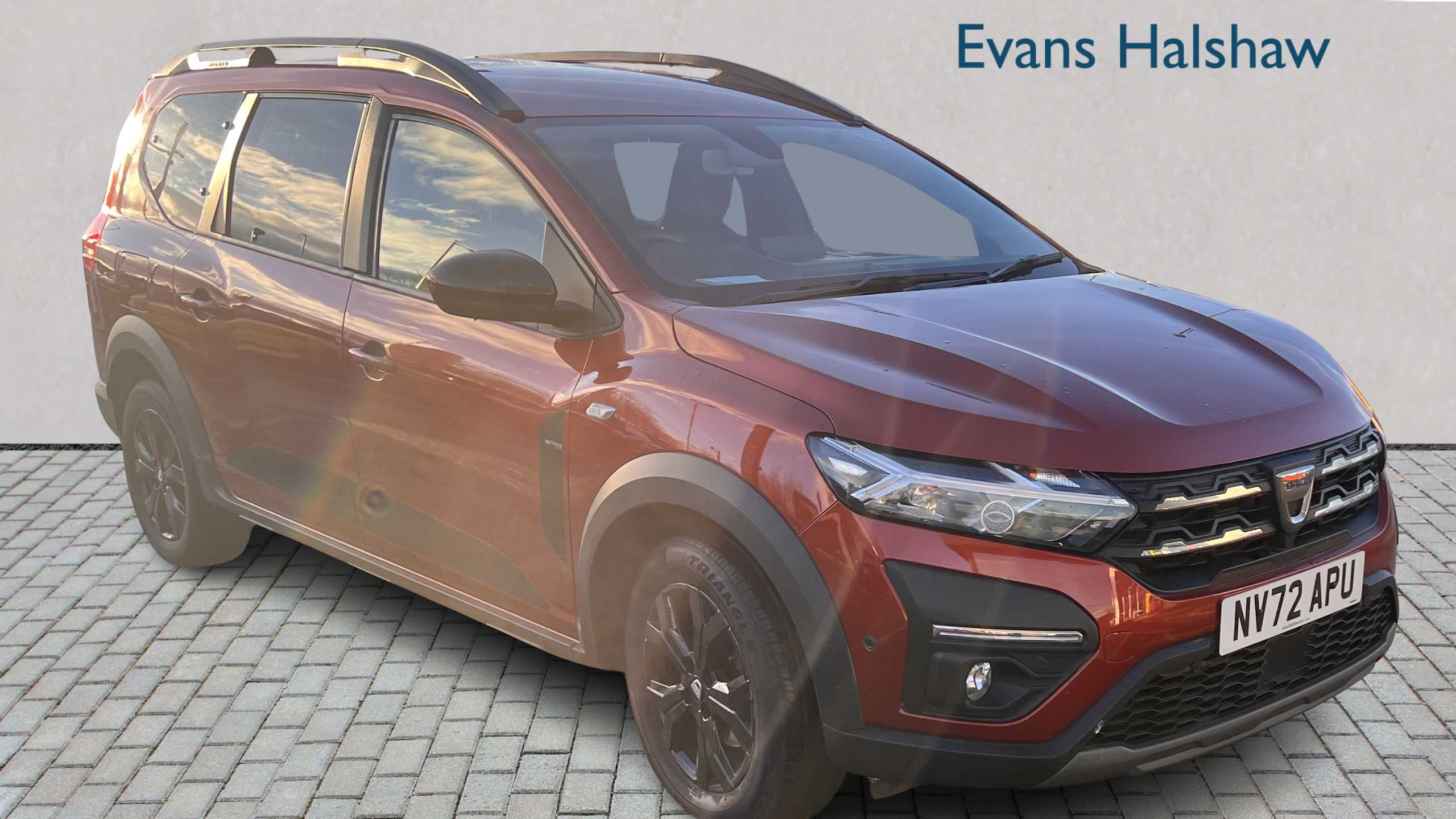 Main listing image - Dacia Jogger