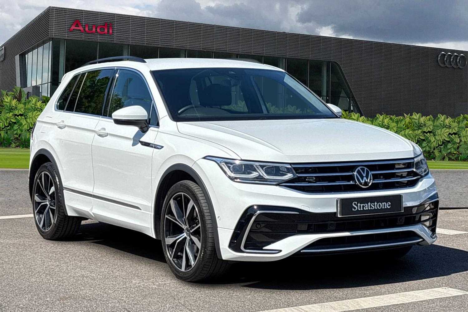 Main listing image - Volkswagen Tiguan