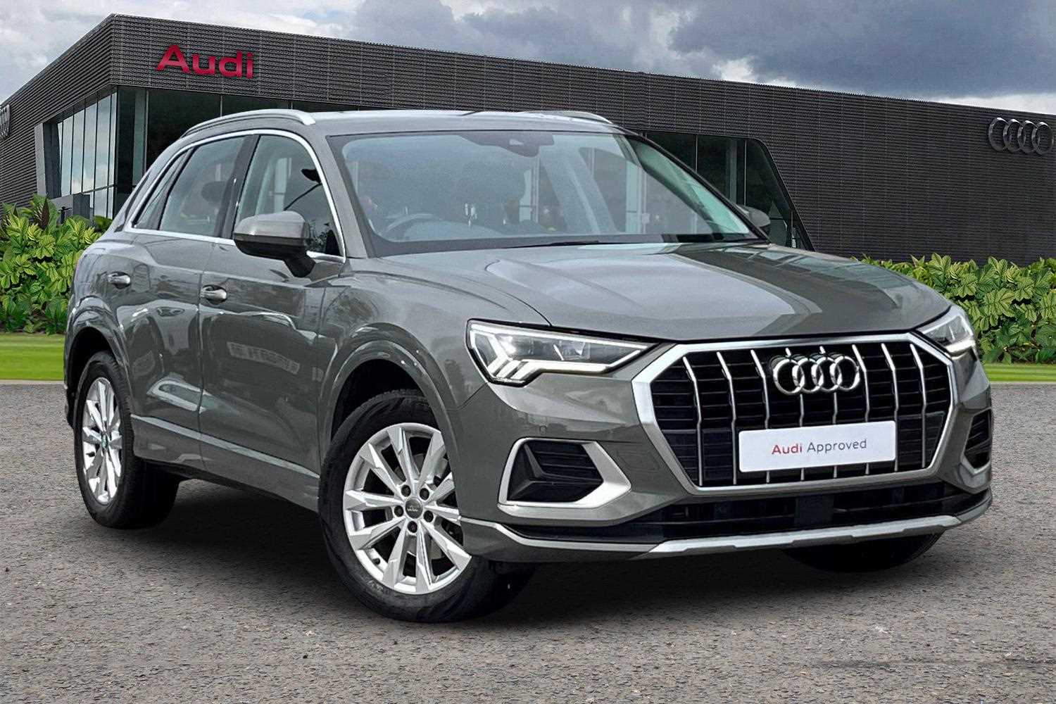 Main listing image - Audi Q3