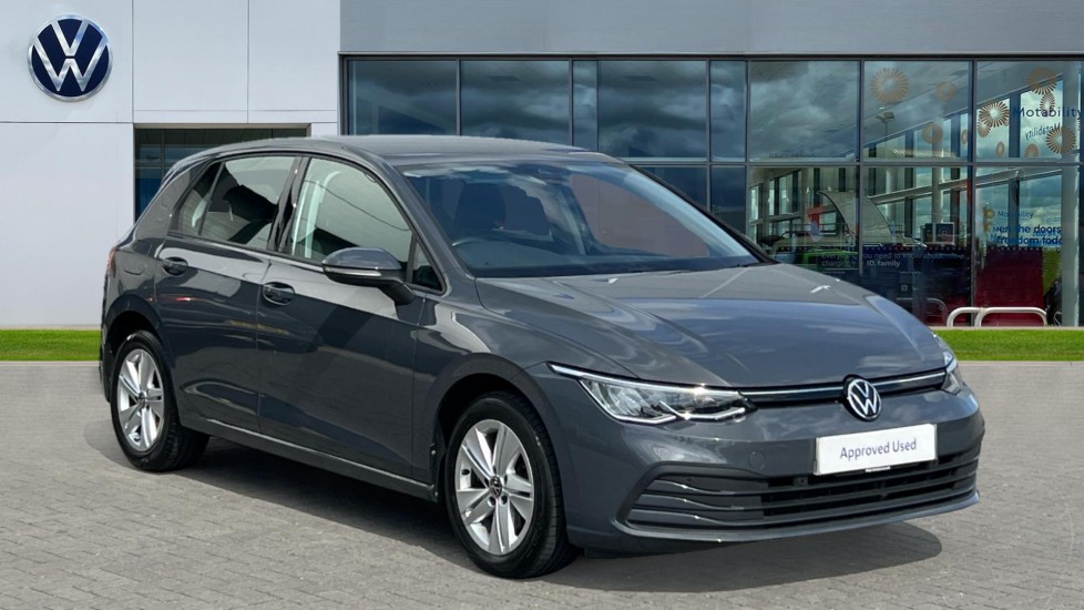 Main listing image - Volkswagen Golf
