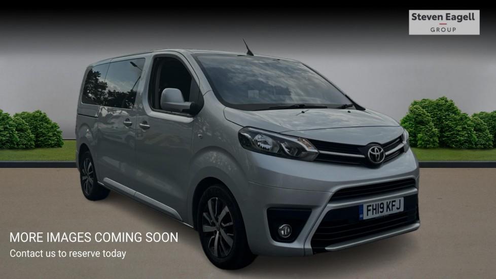 Main listing image - Toyota Proace Verso