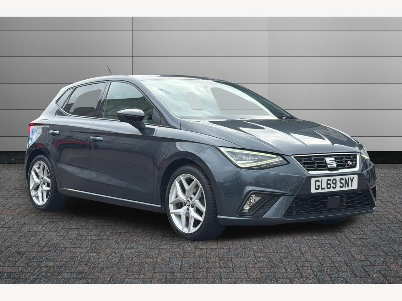 Main listing image - SEAT Ibiza
