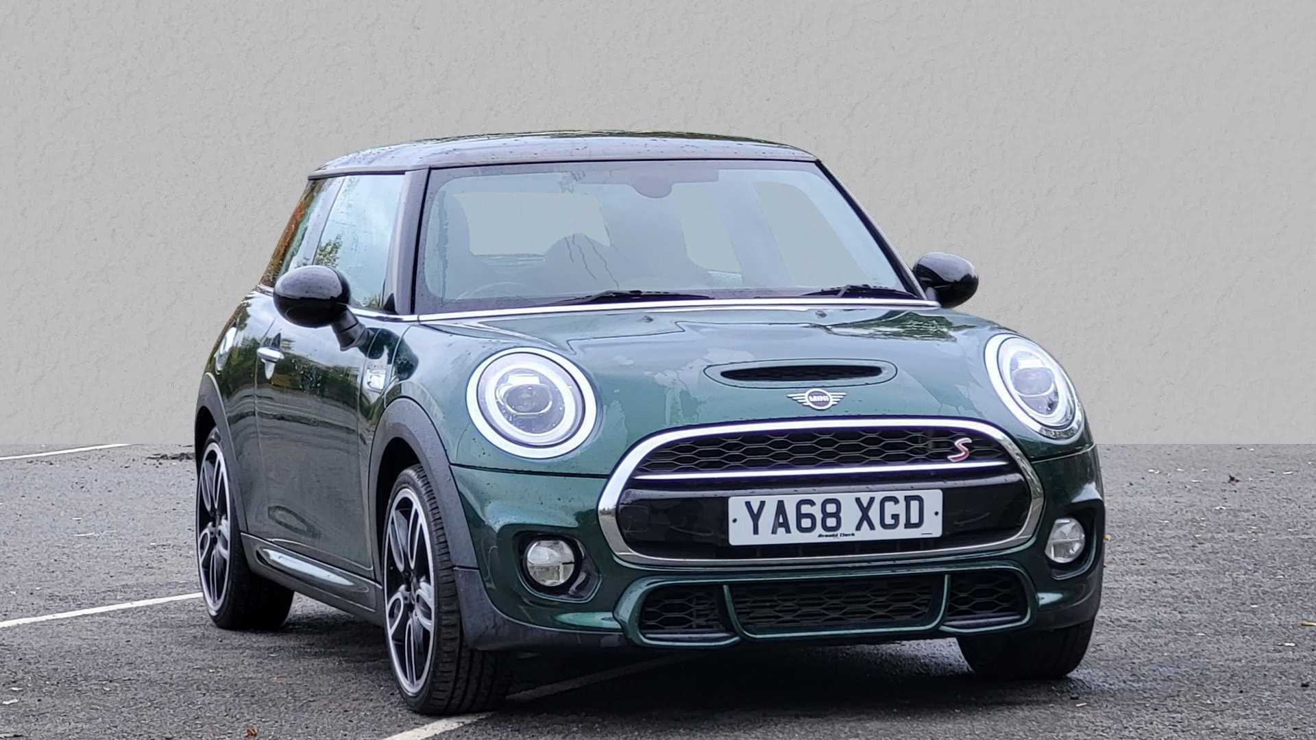 Main listing image - MINI Hatchback