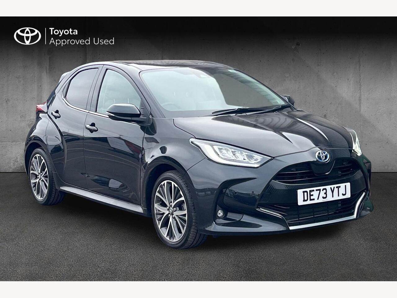 Main listing image - Toyota Yaris