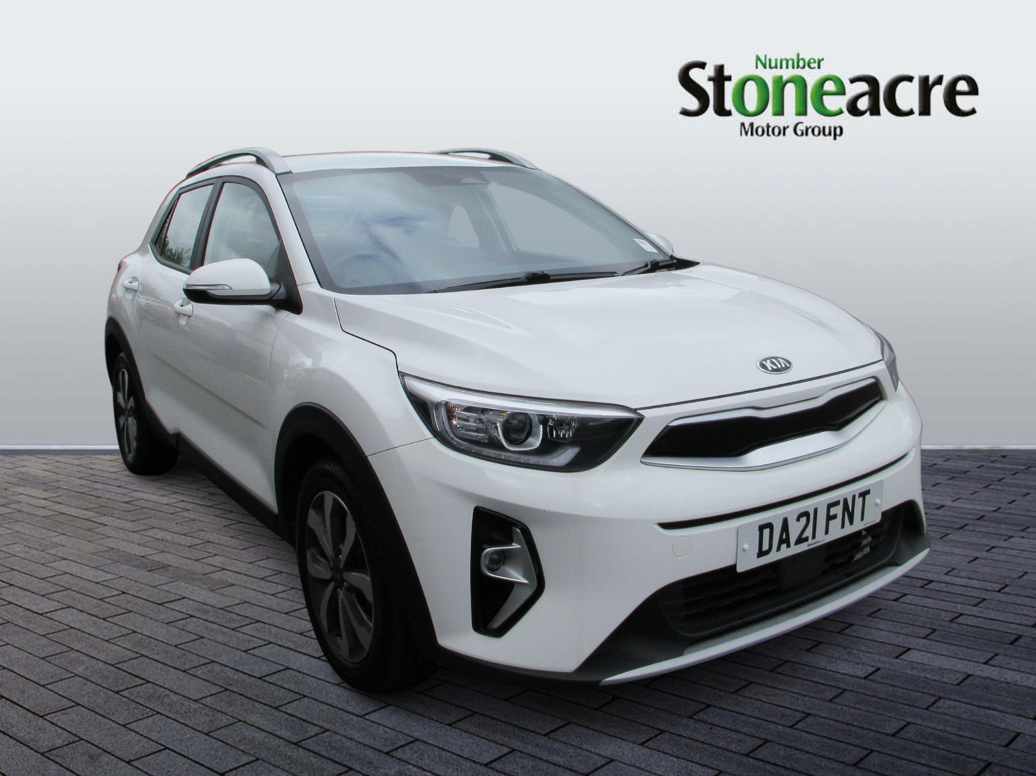 Main listing image - Kia Stonic