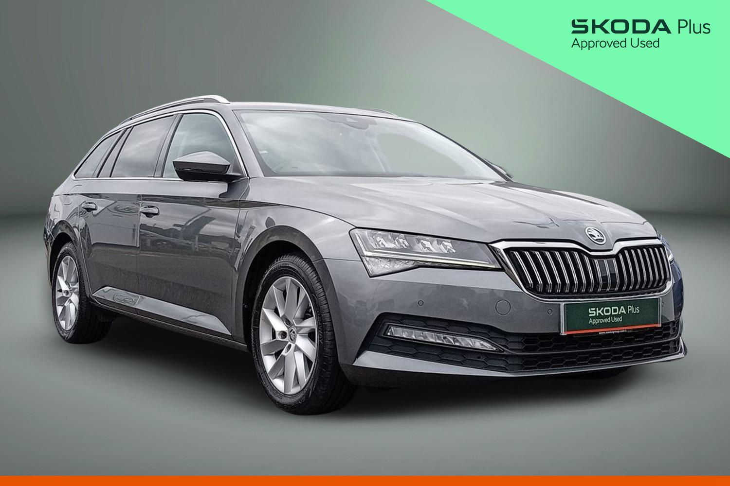 Main listing image - Skoda Superb