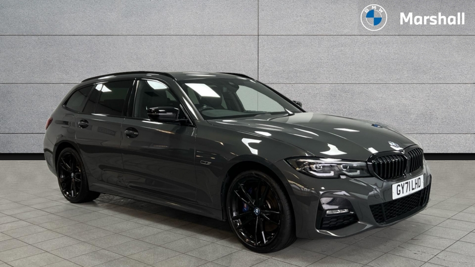 Main listing image - BMW 3 Series Touring