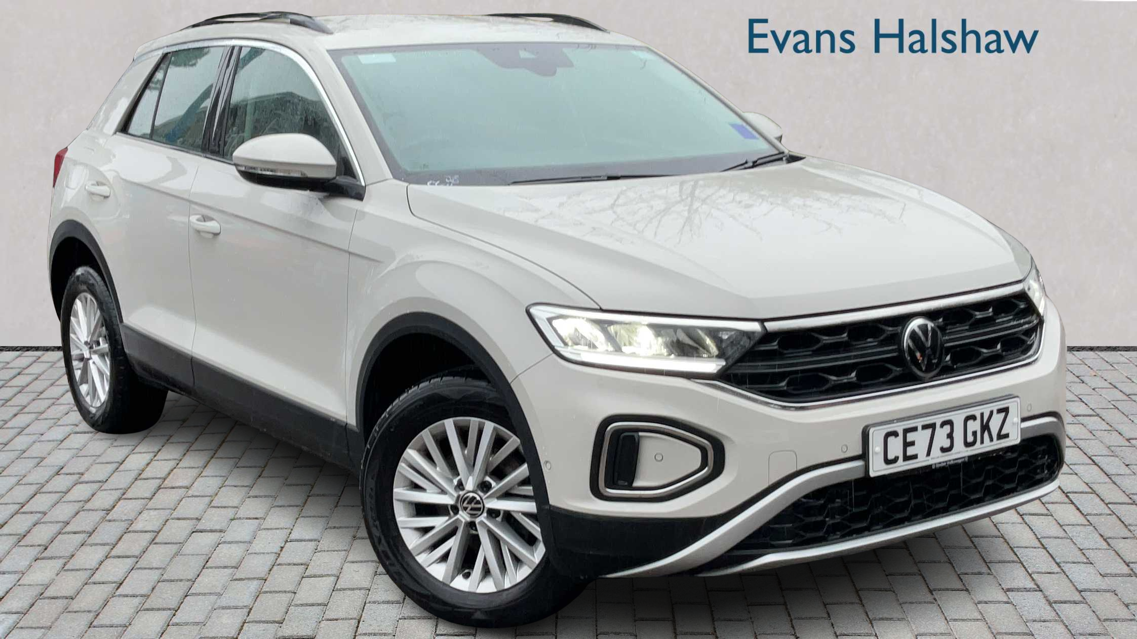 Main listing image - Volkswagen T-Roc