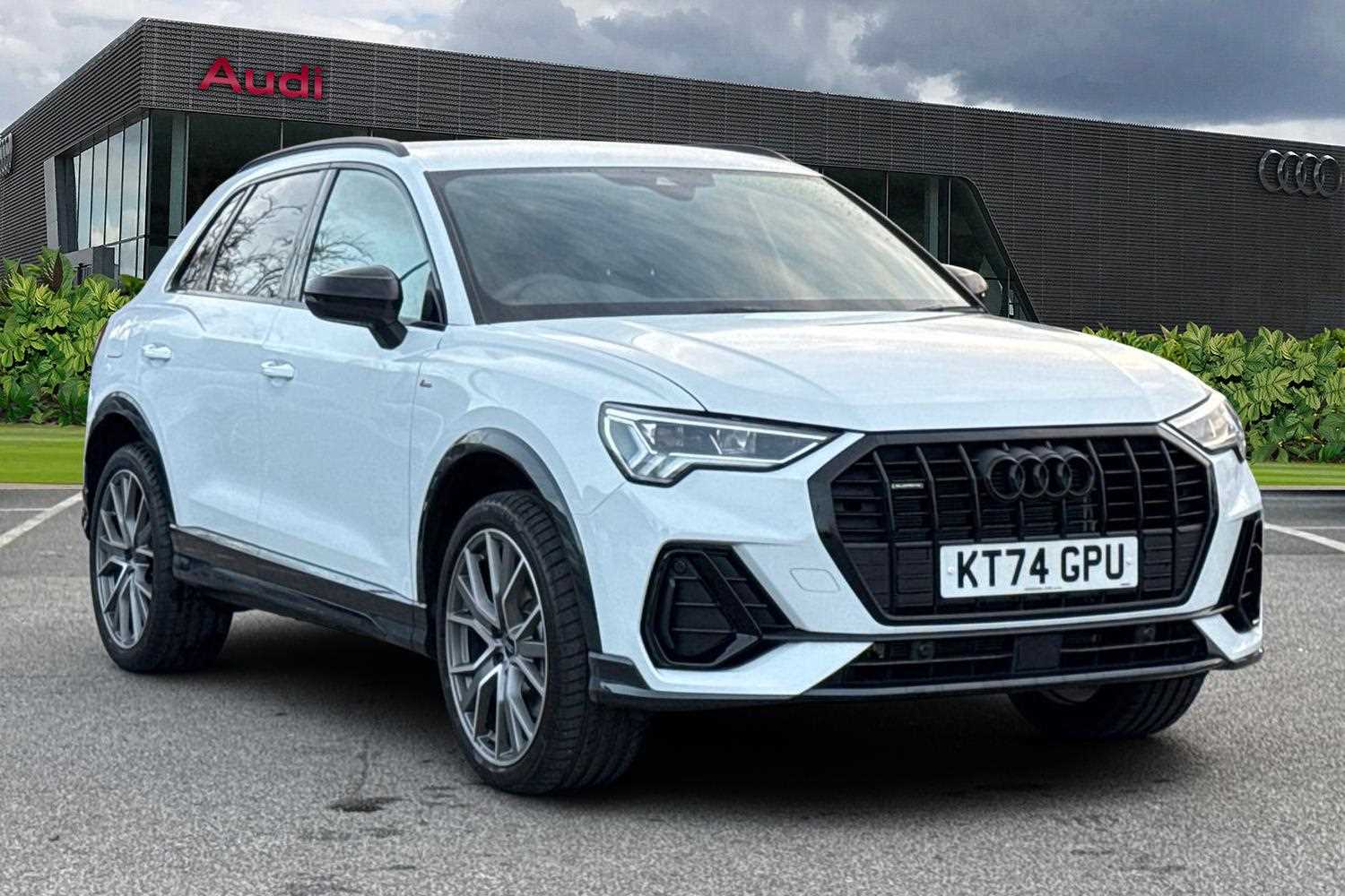 Main listing image - Audi Q3