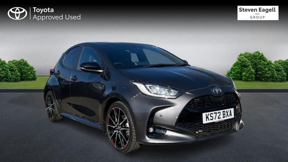 Main listing image - Toyota Yaris