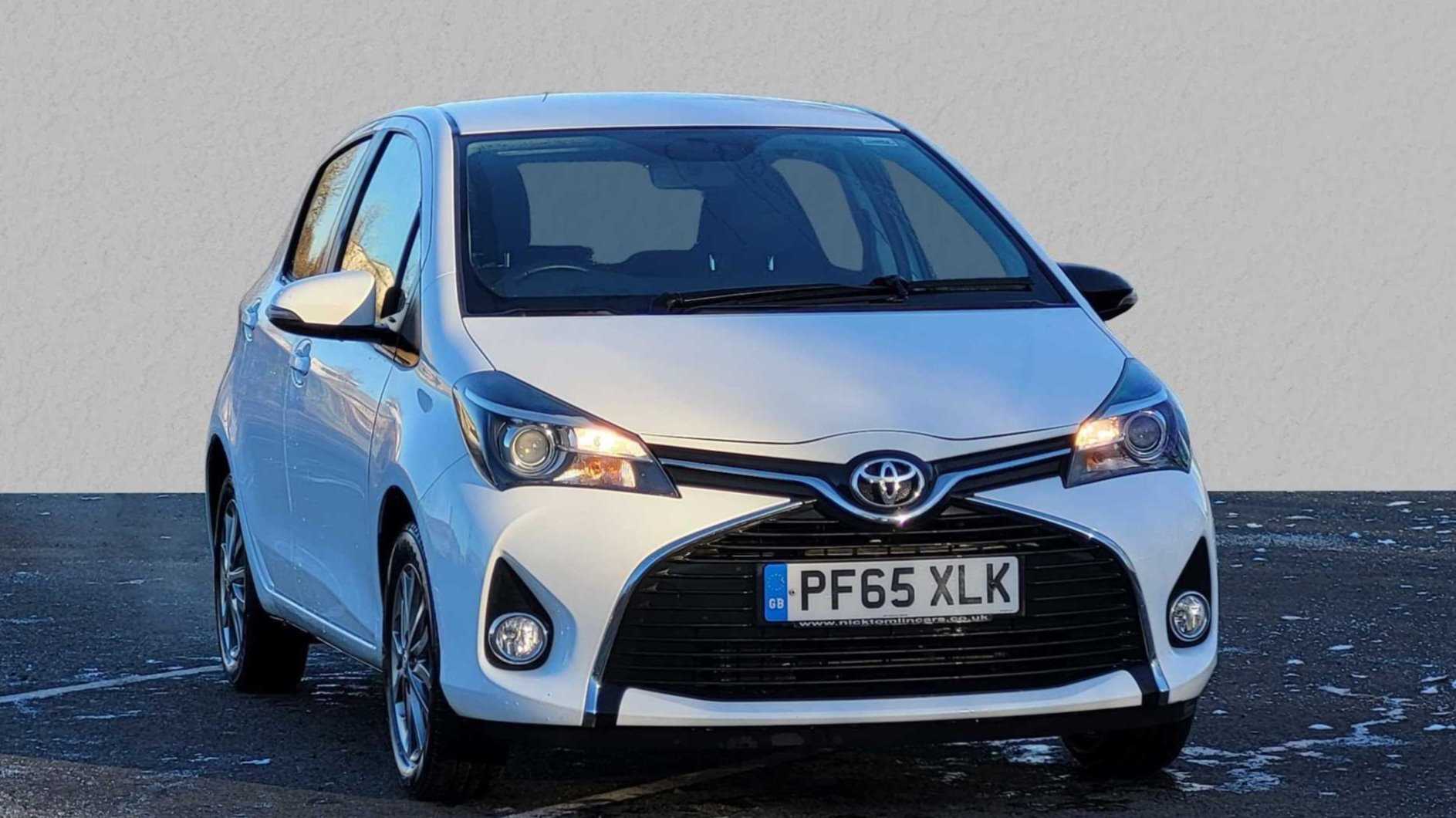 Main listing image - Toyota Yaris