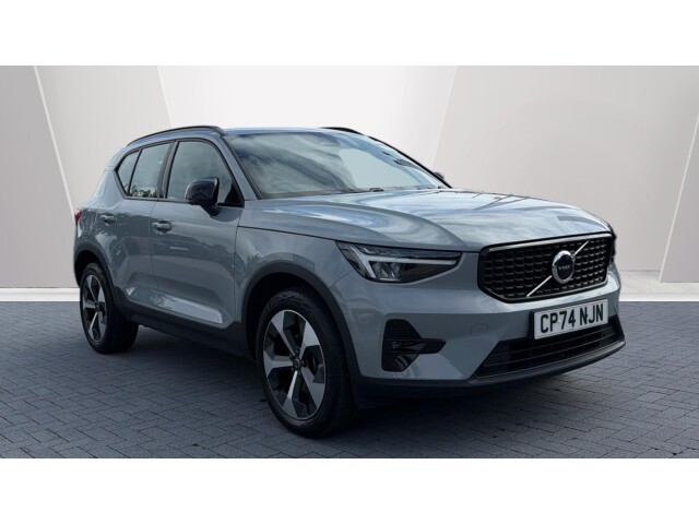 Main listing image - Volvo XC40
