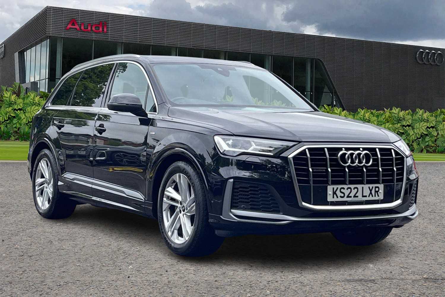 Main listing image - Audi Q5