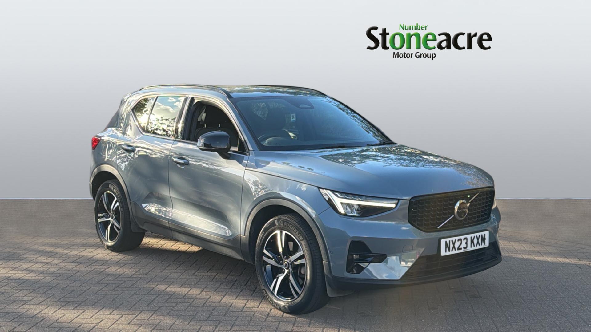Main listing image - Volvo XC40