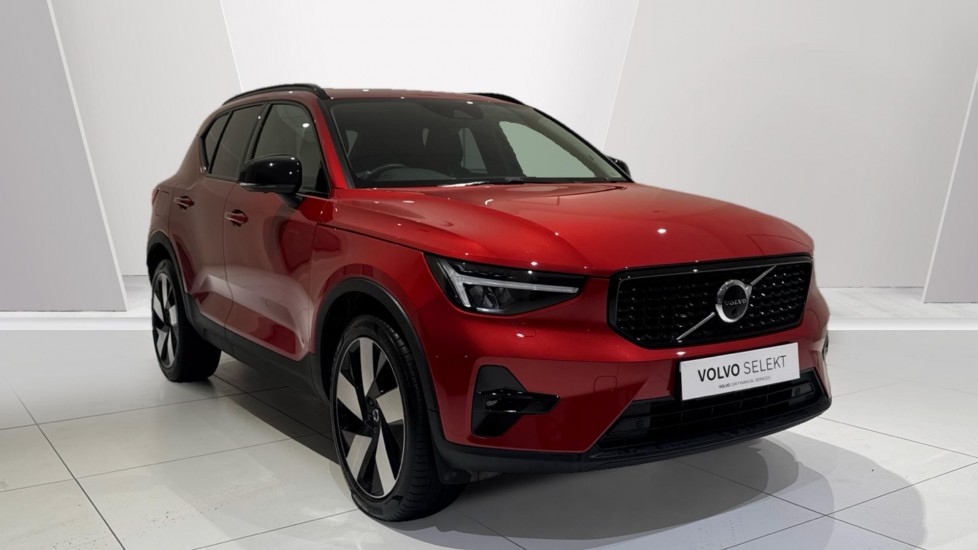 Main listing image - Volvo XC40 Recharge