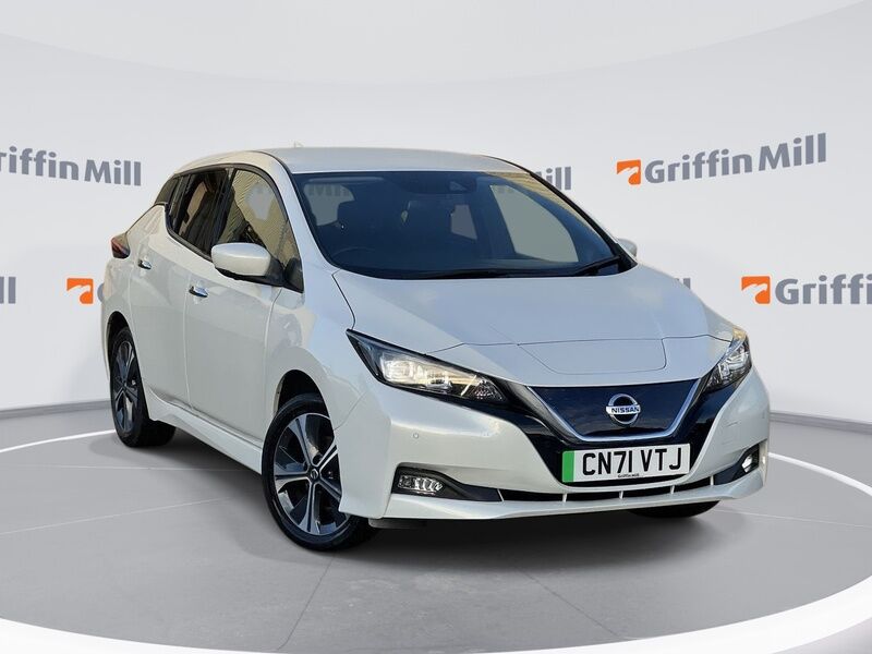 Main listing image - Nissan Leaf