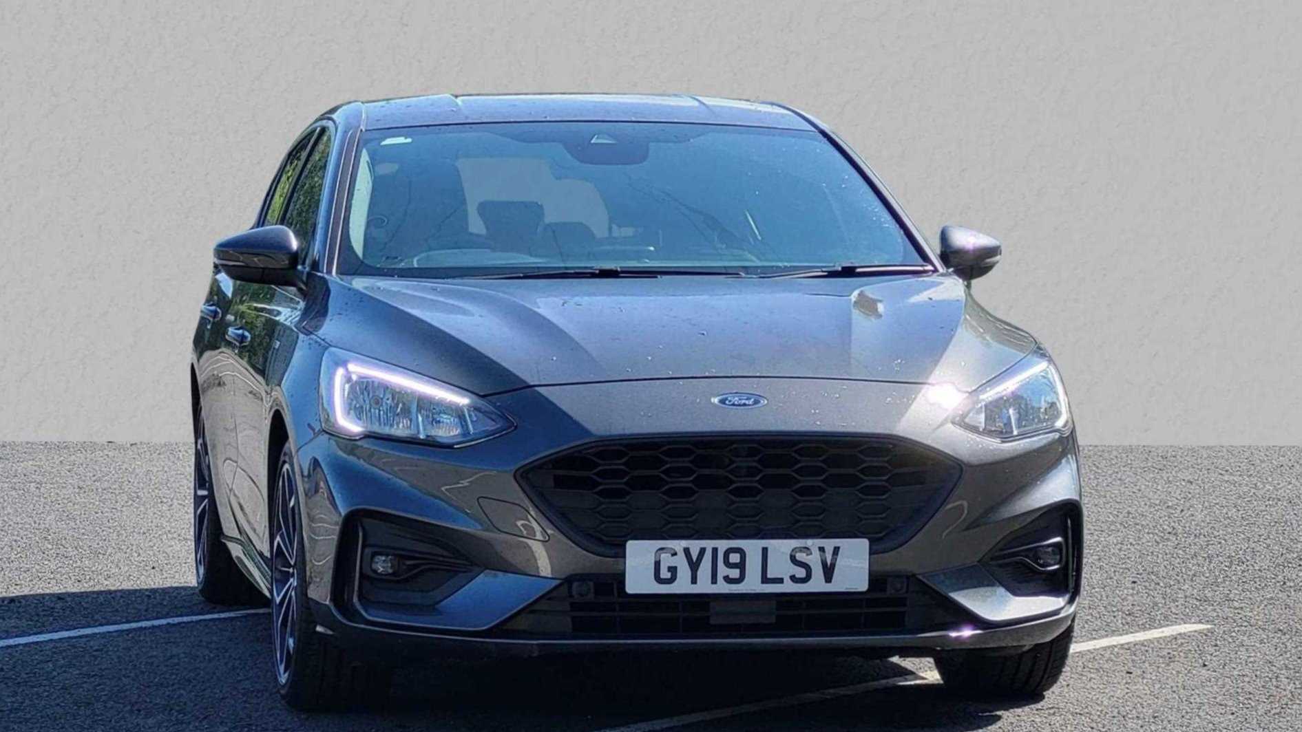 Main listing image - Ford Focus